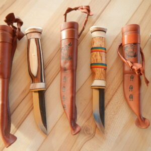 Couteaux, outils et accessoires utiles