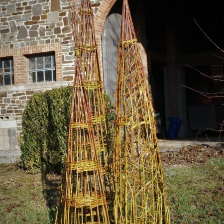 Vannerie pour le jardin ( Tontines et autres tuteurs ...)