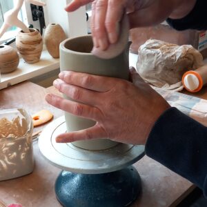 Initiation au travail des plaques en céramique